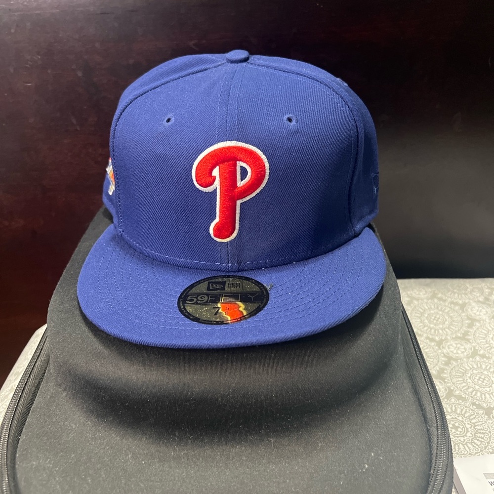 Philadelphia Phillies Fitted Hat ( 7 5/8)